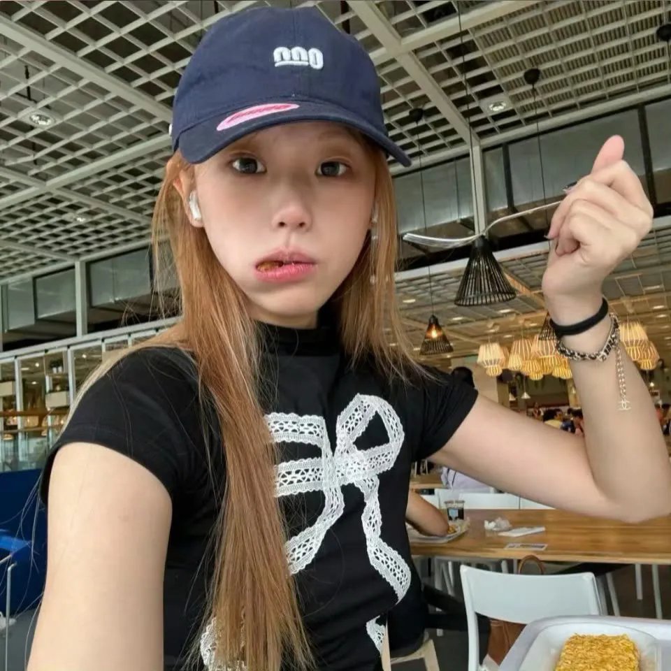 拂晓的尤娜